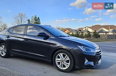 Седан Hyundai Elantra 2020 в Самборе