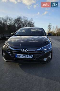 Седан Hyundai Elantra 2020 в Самборе