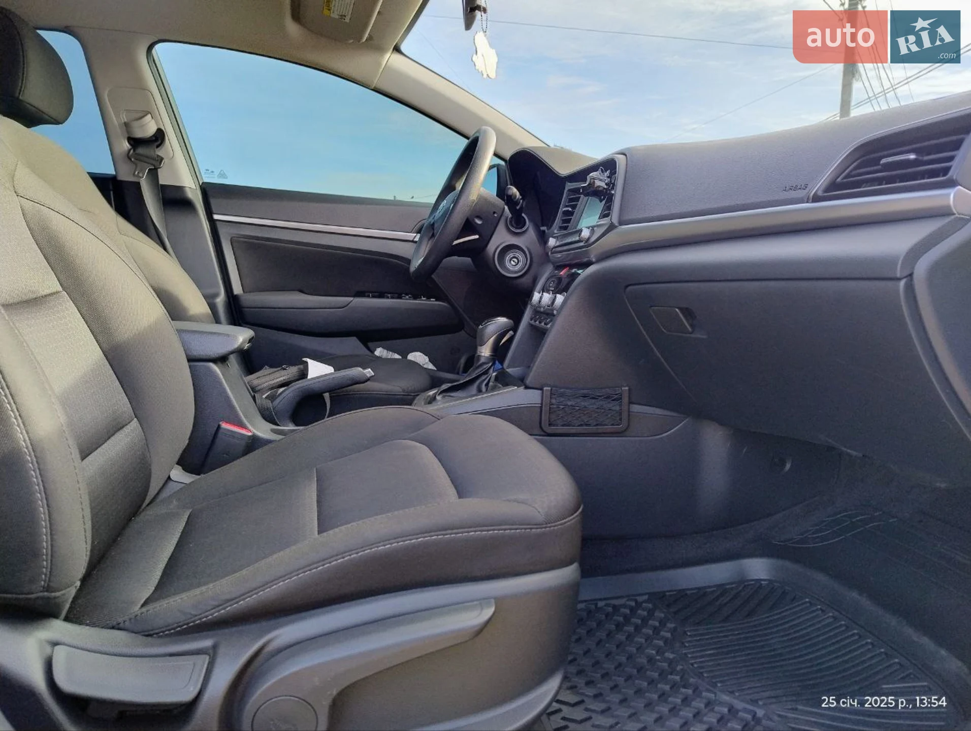 2020 Hyundai Elantra - мініатюра 41