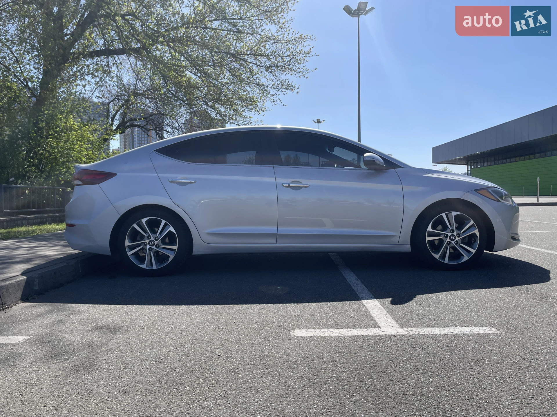 2016 Hyundai Elantra - мініатюра 6