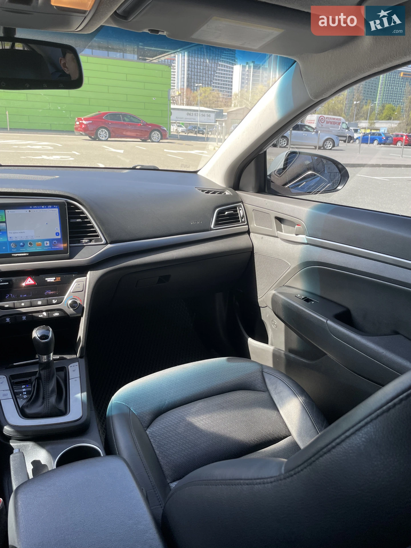 2016 Hyundai Elantra - мініатюра 29