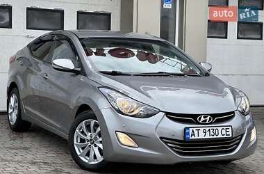 Седан Hyundai Elantra 2012 в Миколаєві