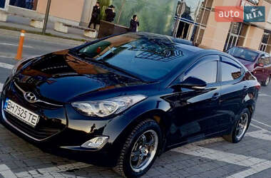 Седан Hyundai Elantra 2013 в Львове