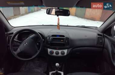 Седан Hyundai Elantra 2008 в Харкові