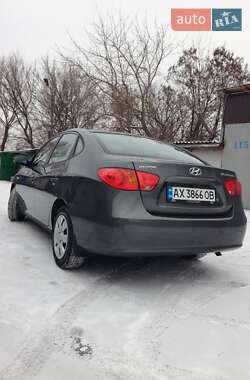 Седан Hyundai Elantra 2008 в Харкові