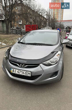 Седан Hyundai Elantra 2013 в Києві