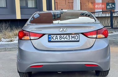 Седан Hyundai Elantra 2013 в Черкасах