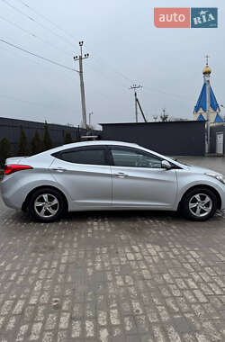 Седан Hyundai Elantra 2011 в Городке