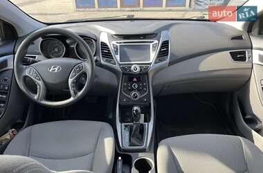 Седан Hyundai Elantra 2013 в Одессе