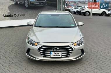 Седан Hyundai Elantra 2016 в Хмельницькому