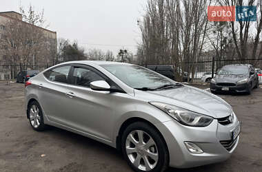 Седан Hyundai Elantra 2013 в Києві