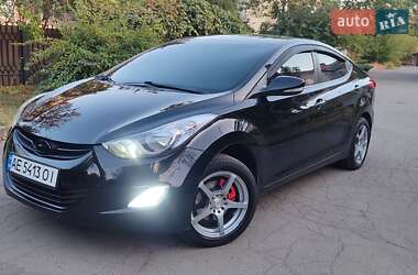 Седан Hyundai Elantra 2012 в Днепре