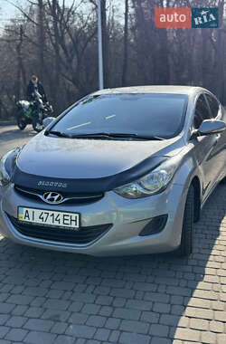 Седан Hyundai Elantra 2013 в Киеве