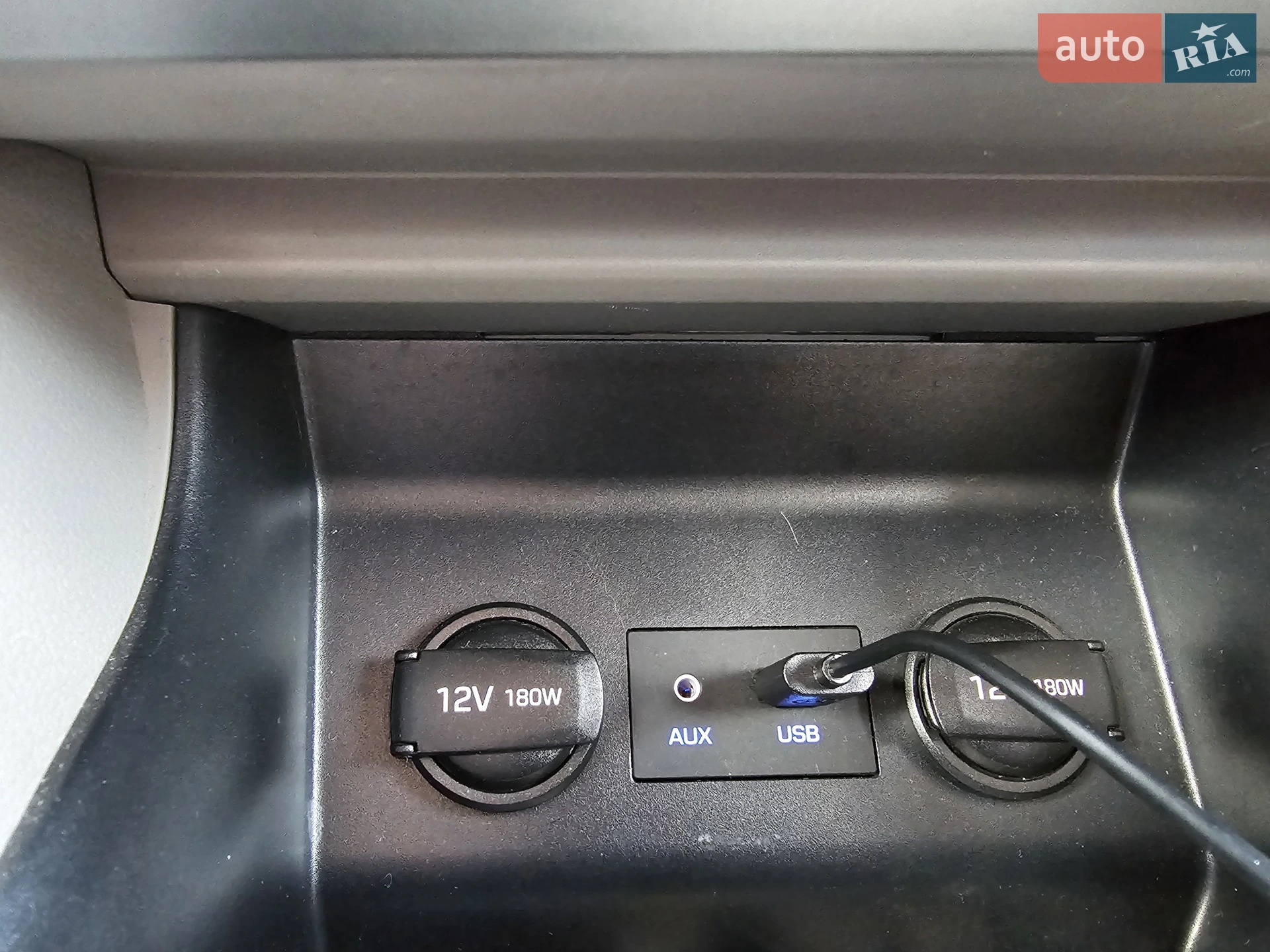 2019 Hyundai Elantra - мініатюра 13