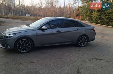 Седан Hyundai Elantra 2021 в 