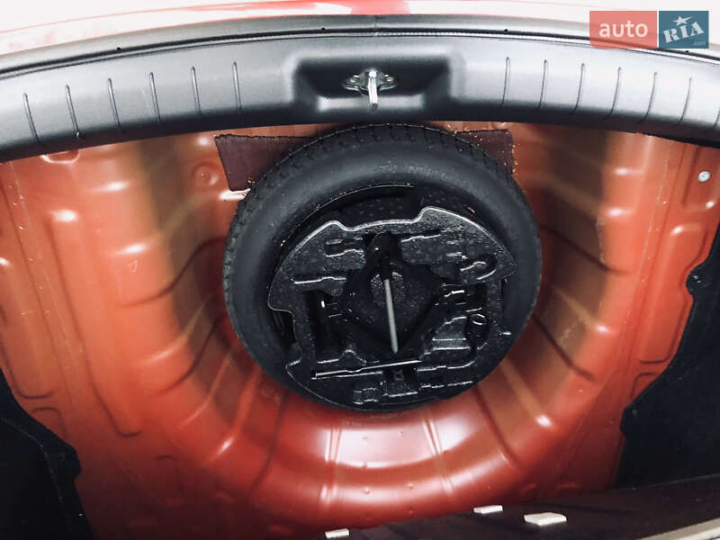 Седан Hyundai Elantra 2019 в Одессе