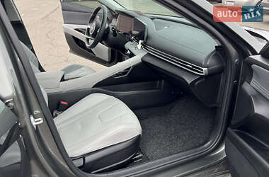 Седан Hyundai Elantra 2024 в 