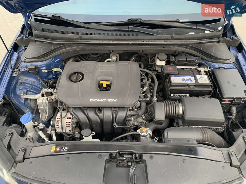 Седан Hyundai Elantra 2018 в Білій Церкві