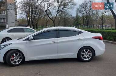 Седан Hyundai Elantra 2014 в 