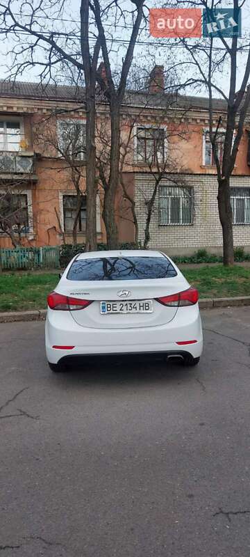 Седан Hyundai Elantra 2014 в Николаеве