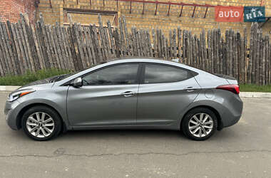 Седан Hyundai Elantra 2015 в 