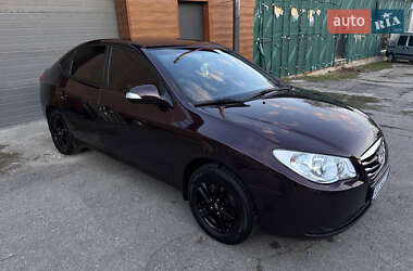 Седан Hyundai Elantra 2011 в 