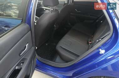 Седан Hyundai Elantra 2021 в 