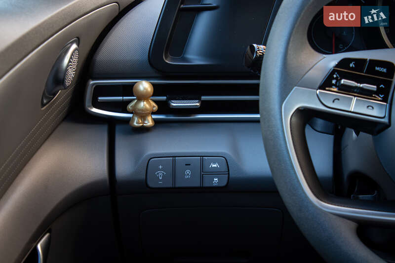 Седан Hyundai Elantra 2022 в Львове