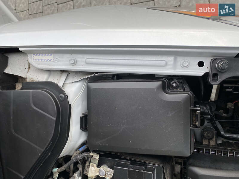 Седан Hyundai Elantra 2018 в Львові