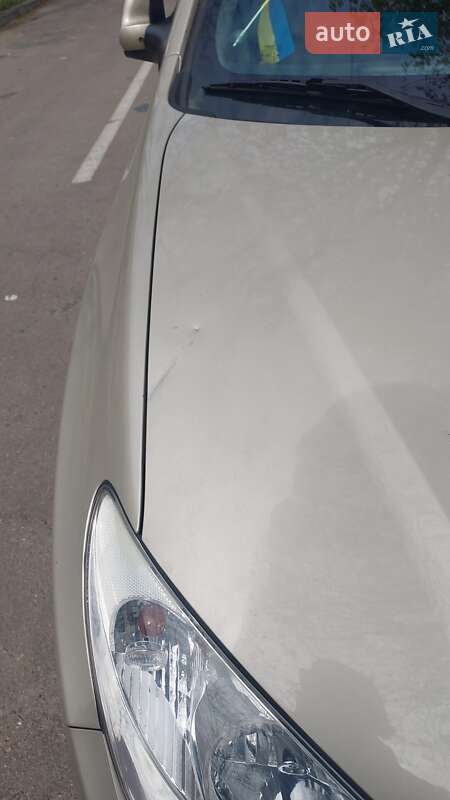 Седан Hyundai Elantra 2010 в Измаиле