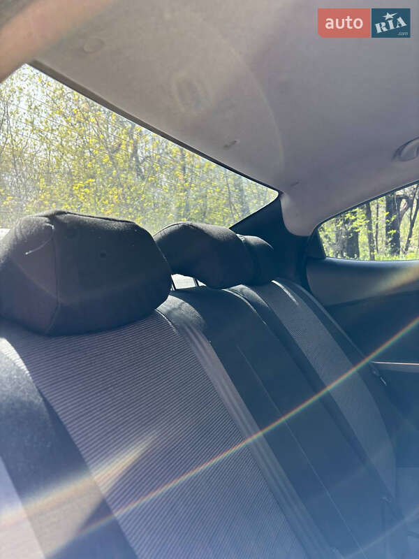 Седан Hyundai Elantra 2013 в Киеве