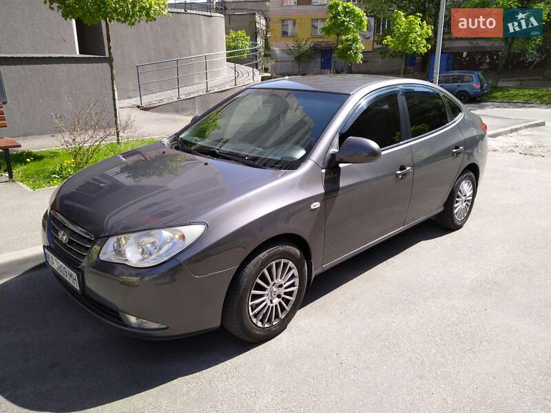 Hyundai Elantra 2008