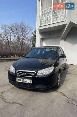 Седан Hyundai Elantra 2010 в 