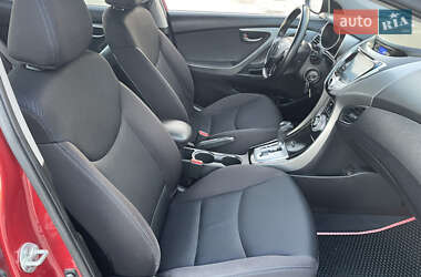 Седан Hyundai Elantra 2011 в 