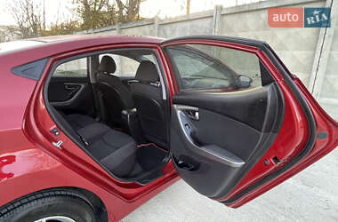 Седан Hyundai Elantra 2011 в 