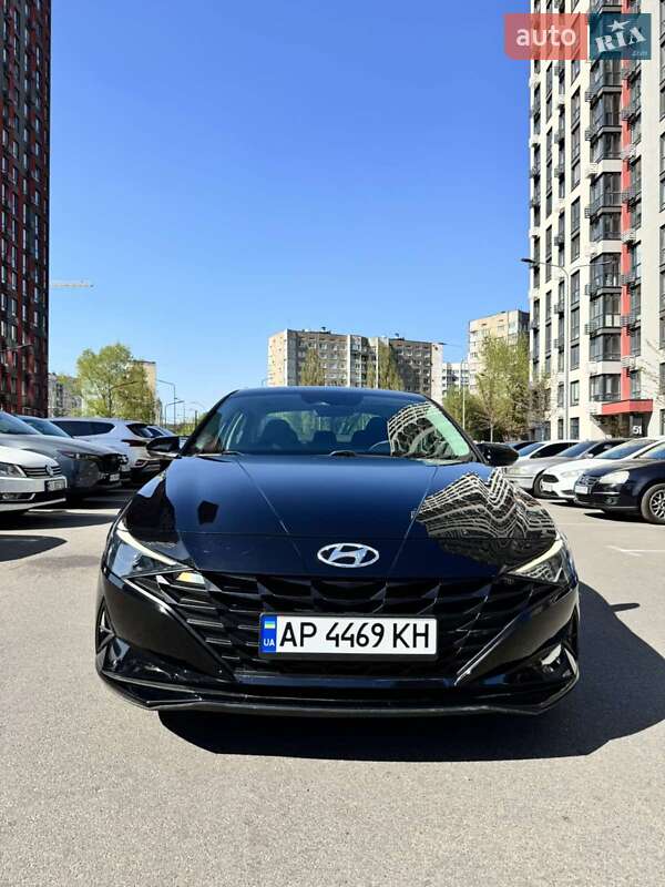 Седан Hyundai Elantra 2022 в Киеве