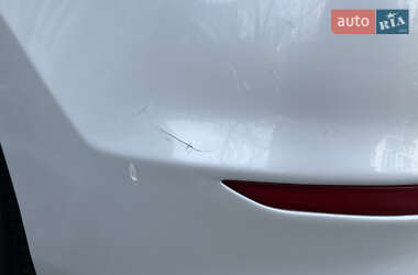 Седан Hyundai Elantra 2017 в 
