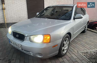 Седан Hyundai Elantra 2001 в Ровно