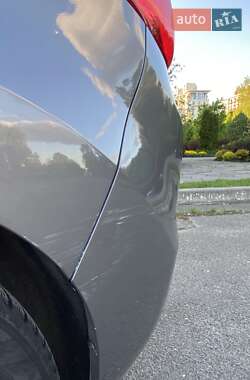 Седан Hyundai Elantra 2011 в 