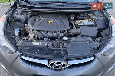 Седан Hyundai Elantra 2011 в 