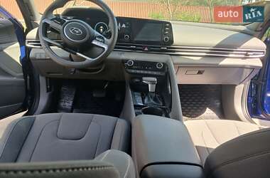 Седан Hyundai Elantra 2021 в 
