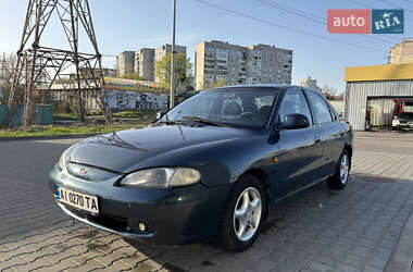 Седан Hyundai Elantra 1998 в Вишгороді