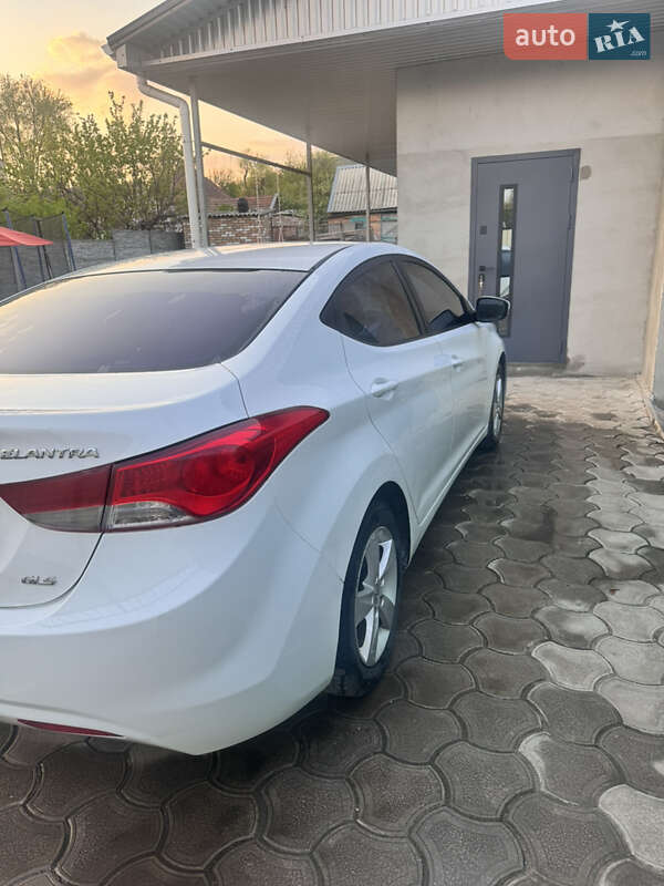 Седан Hyundai Elantra 2012 в Запорожье