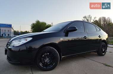 Седан Hyundai Elantra 2008 в Николаеве