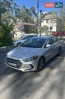 Седан Hyundai Elantra 2017 в Ирпене