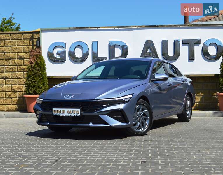 Седан Hyundai Elantra 2024 в 