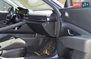 Седан Hyundai Elantra 2024 в 
