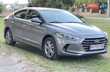 Седан Hyundai Elantra 2016 в Харкові