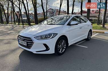 Седан Hyundai Elantra 2018 в Києві