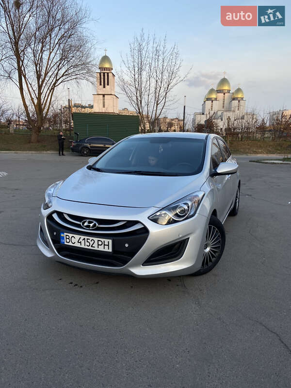 Hyundai Elantra 2016